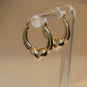 14K Yellow Gold Heart Hoop Earrings Small/Dainty • Vintage-Style
